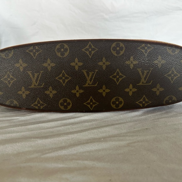 Louis Vuitton Babylone Monogram Canvas Tote - Picture 2 of 11